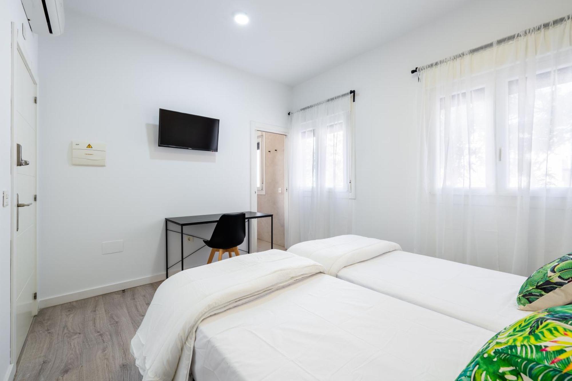 Bf Rooms Almeria Centro Esterno foto